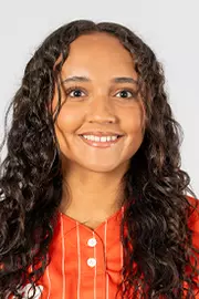 isabelle hooper fall 2026 headshot