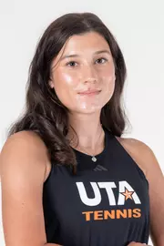 Flora Farkaslaki