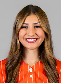 vanessa soza 26