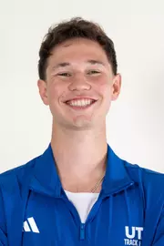Hudson Irvine 26-27 Head Shot