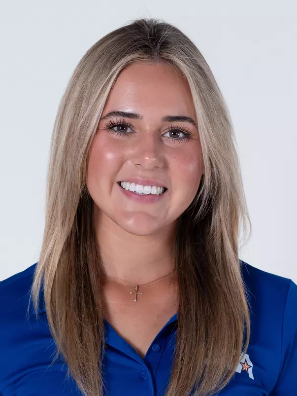 Kylie Ruston Head Shot 26-27