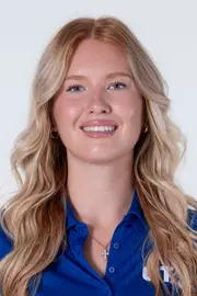 Chloe De Verner Head Shot 26-27