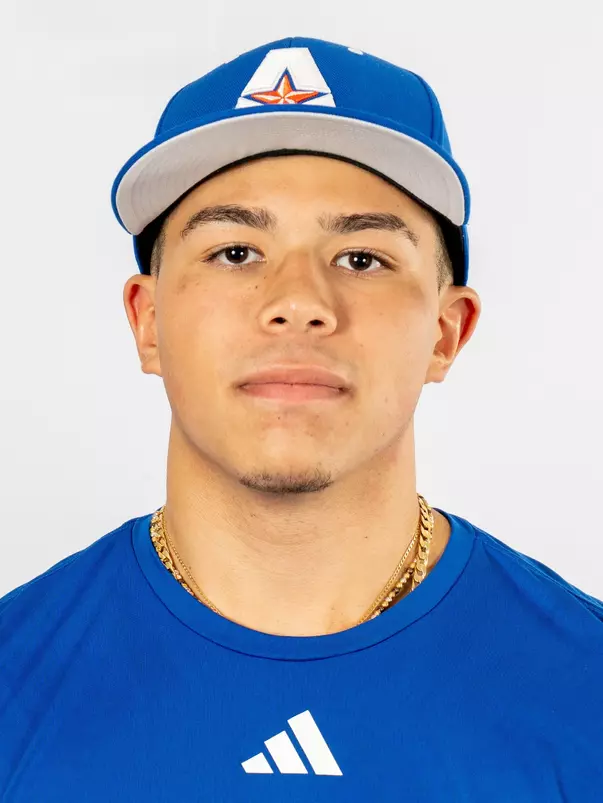Yanuell Molina