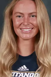 Lilly_Holmes_Cropped