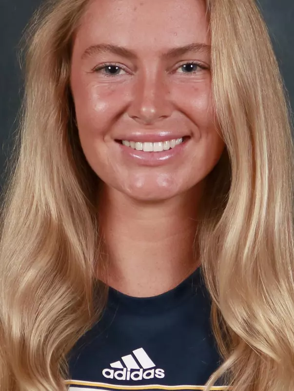 Lilly_Holmes_Cropped