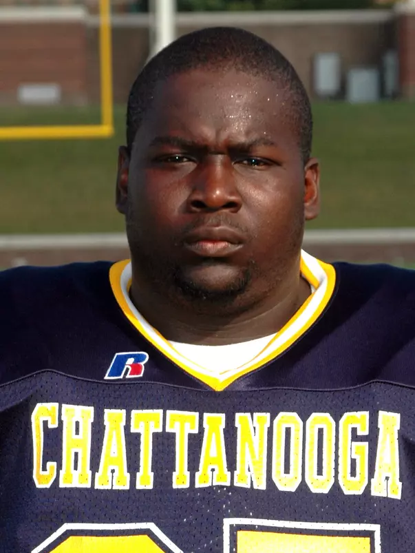 Dequay Shoulders
