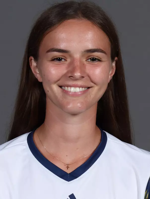 Elle Wakefield