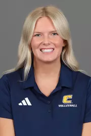 Caiti Barthel headshot