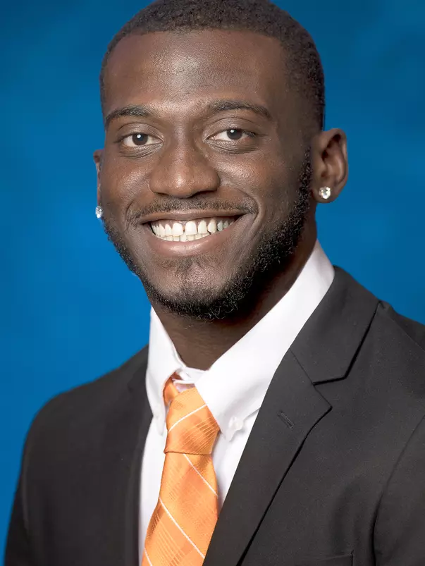 Julian_Thompson-Clay