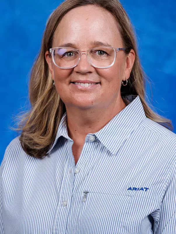 Kim_Leiter-Janes_Headshot_2025