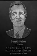 Dennis Suiter