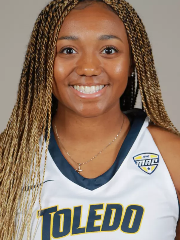 Yaniah Curry