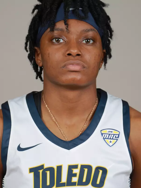 Halle Idowu