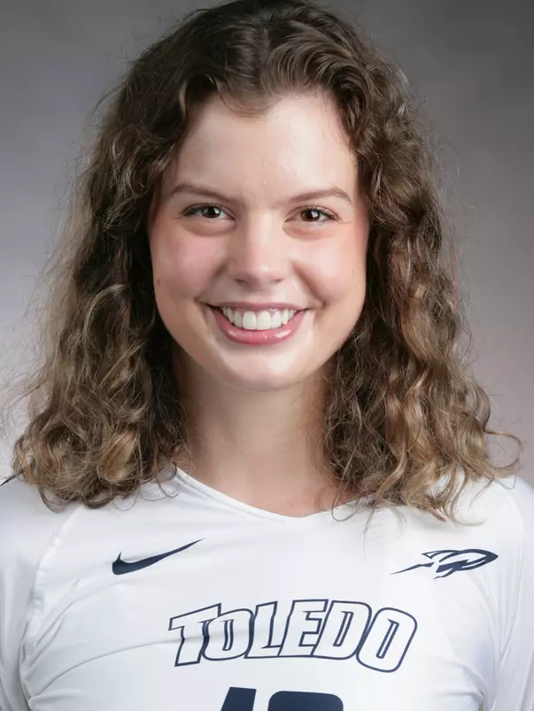 Abby Erickson Headshot