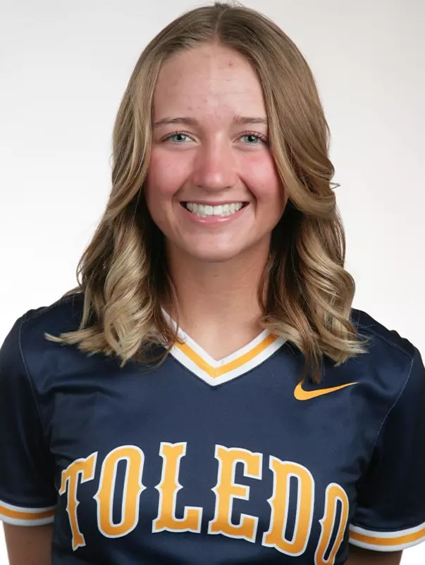 Anna Frazer head shot 2024