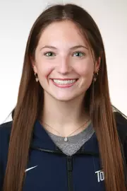 Gabby Duvendack Headshot