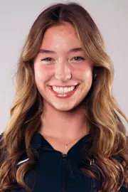 Isabelle Neely Headshot
