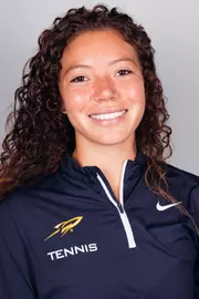 Gaby Rondon Headshot