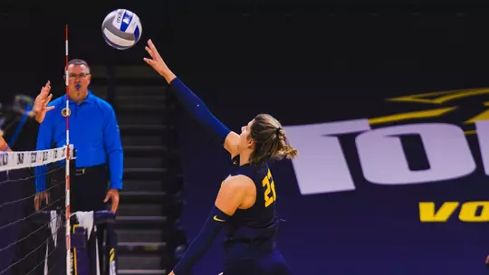 Sierra Pertzborn attacking