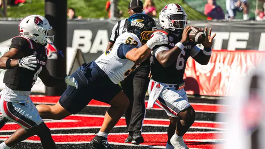 Lucas Lambert-Pipkin making a tackle against Ball State on Oct. 3, 2026