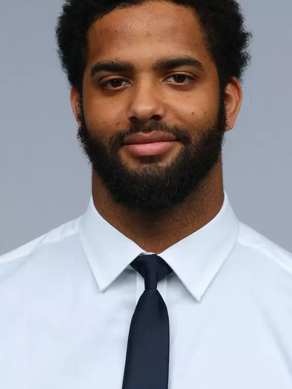 Josh Lee headshot