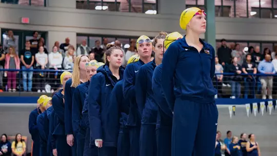 Toledo Swim & Dive before the anthem