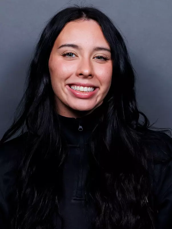 Mia Cheatwood Headshots