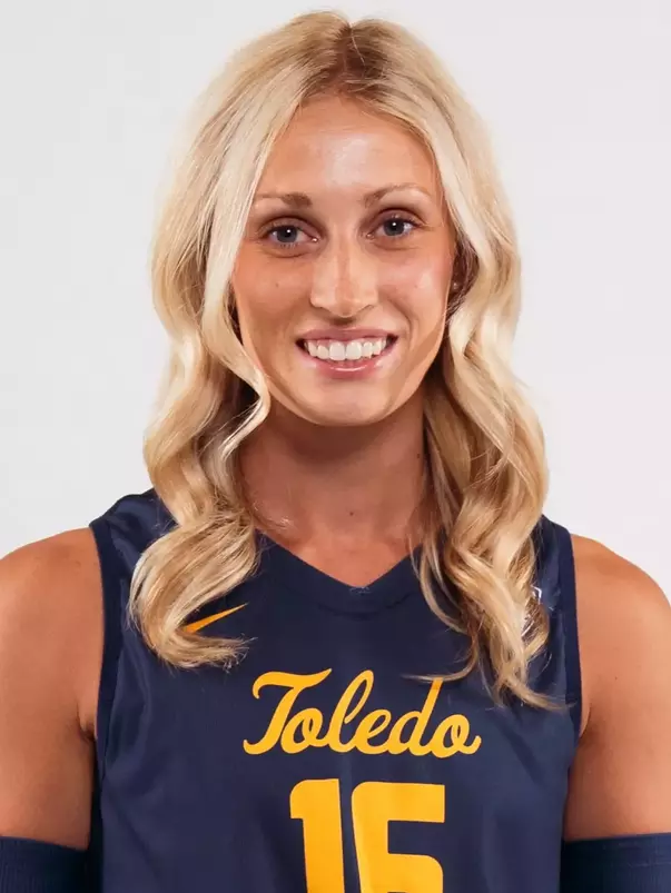 Sophie Catalano Headshot
