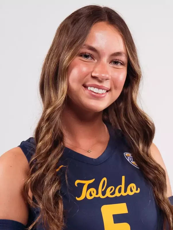 Jessica Costlow Headshot