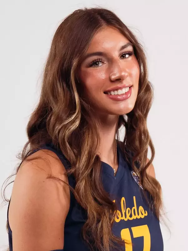 Lucy Monahan Headshot
