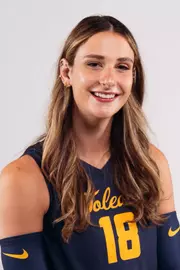 Caylee Sharkey Headshot