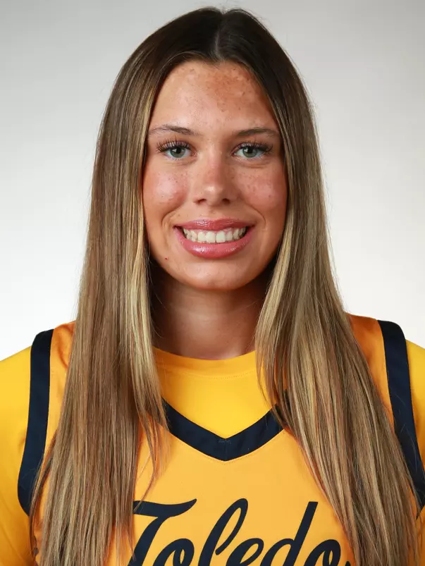 Camryn VandenBosch Headshot 2026-27