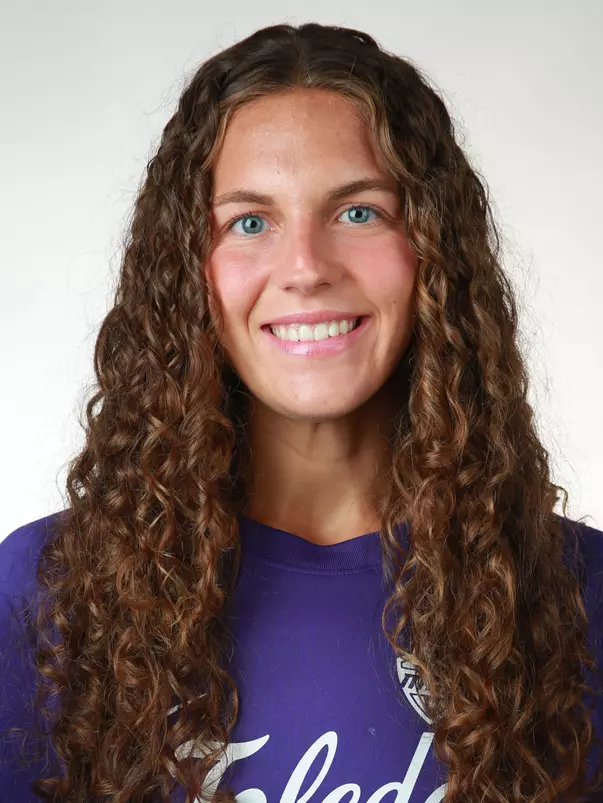 Grace Konopatzki Headshot