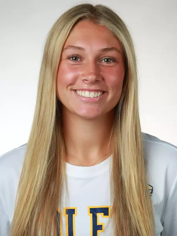Kinsley Jones Headshot