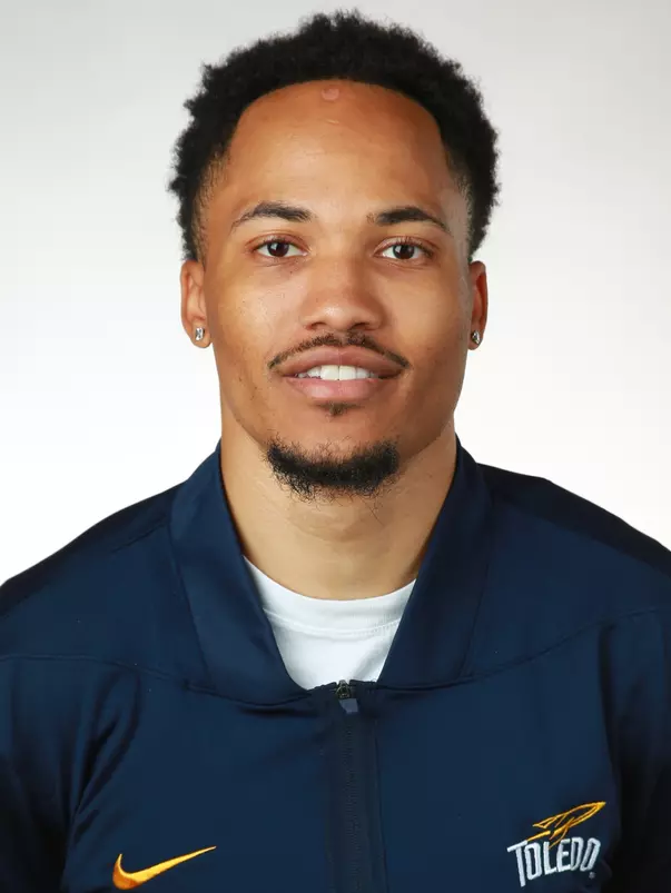 Women's Basketball Graduate Assistant Deonte Henderson