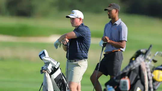 Harry McArdle waits to take another shot