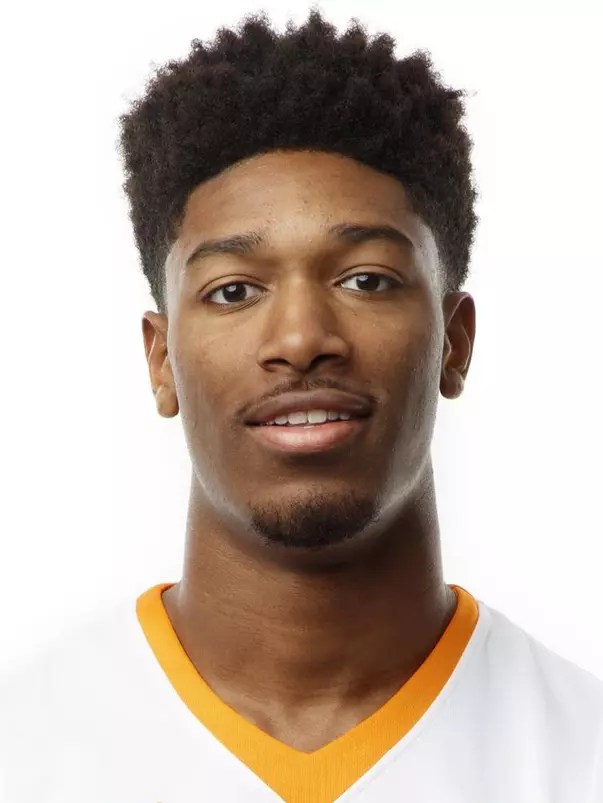 KNOXVILLE, TN - OCTOBER 05, 2017 - Forward Kyle Alexander #11 of the Tennessee Volunteers headshot during 2017 Photo Day at Pratt Pavilion in Knoxville, TN. Photo By Kyle Zedaker/Tennessee Athletics