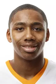 KNOXVILLE, TN - OCTOBER 05, 2017 - Guard Chris Darrington #32 of the Tennessee Volunteers headshot during 2017 Photo Day at Pratt Pavilion in Knoxville, TN. Photo By Kyle Zedaker/Tennessee Athletics