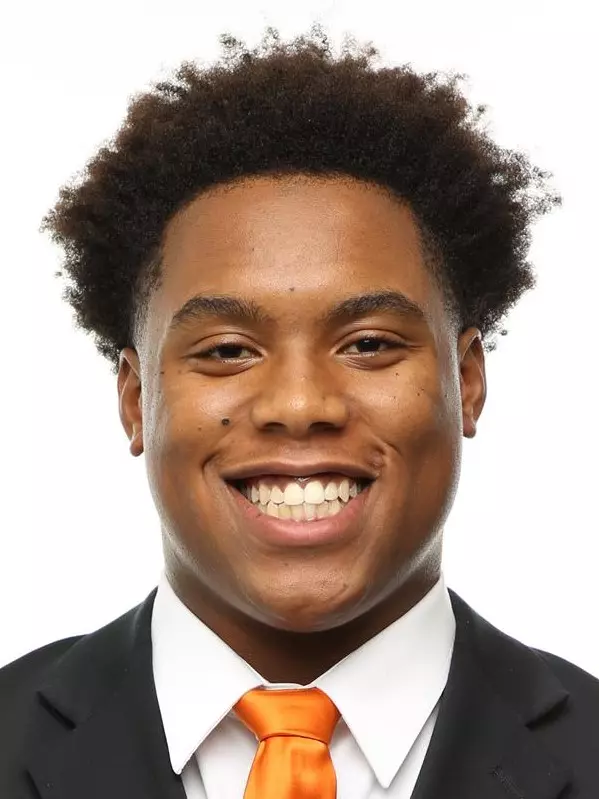 Kivon Bennett Headshot