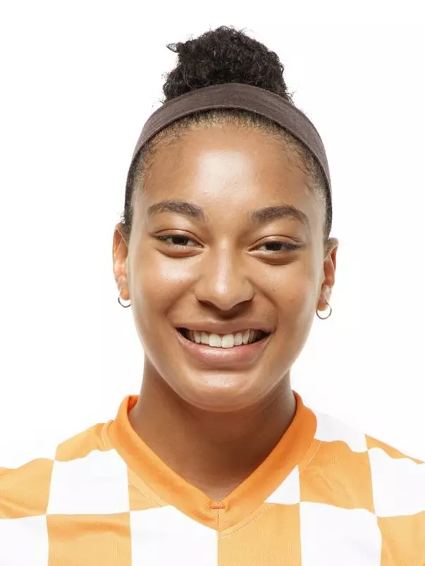 Mady Hairston - headshot