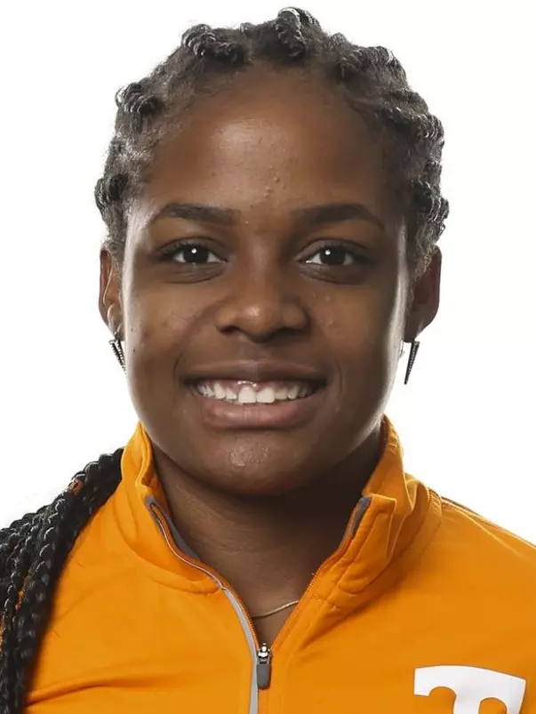 Maya Neal 2017 track headshot