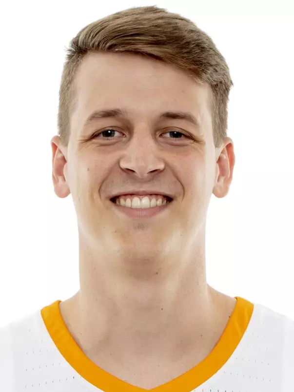 KNOXVILLE, TN - SEPTEMBER 19, 2018 - Guard Lucas Campbell #24 of the Tennessee Volunteers during 2018 Photo Day at Anderson Training Center in Knoxville, TN. Photo By Andrew Ferguson/Tennessee Athletics