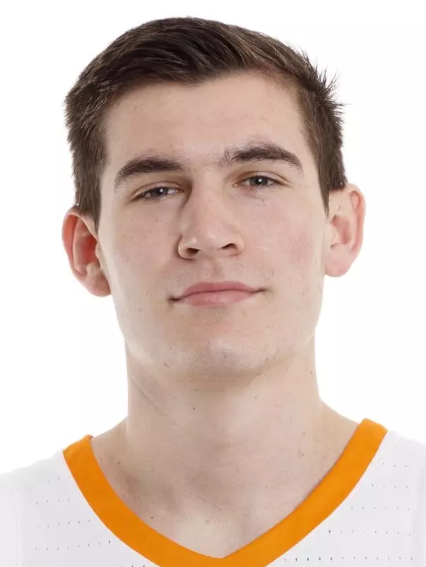 KNOXVILLE, TN - OCTOBER 04, 2018 - Forward John Fulkerson #10 of the Tennessee Volunteers headshot taken during Media Day in Pratt Pavilion in Knoxville, TN. Photo By Maury Neipris/Tennessee Athletics