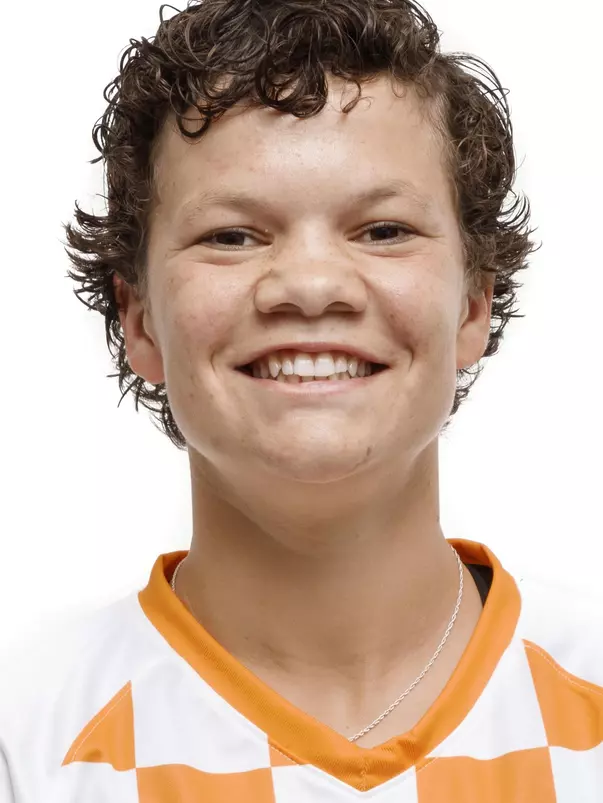 KNOXVILLE, TN - JULY 30, 2018 - Midfielder/Defender Rylie O'Keefe #4 of the Tennessee Volunteers headshot during Soccer Photo Day at Anderson Training Center in Knoxville, TN. Photo By