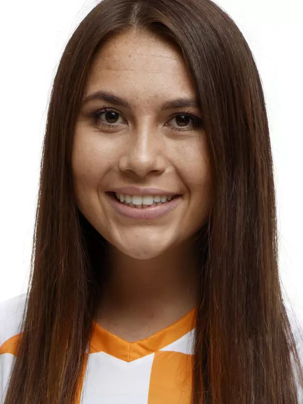 KNOXVILLE, TN - JULY 30, 2018 - Midfielder/Defender Rylie O'Keefe #4 of the Tennessee Volunteers headshot during Soccer Photo Day at Anderson Training Center in Knoxville, TN. Photo By