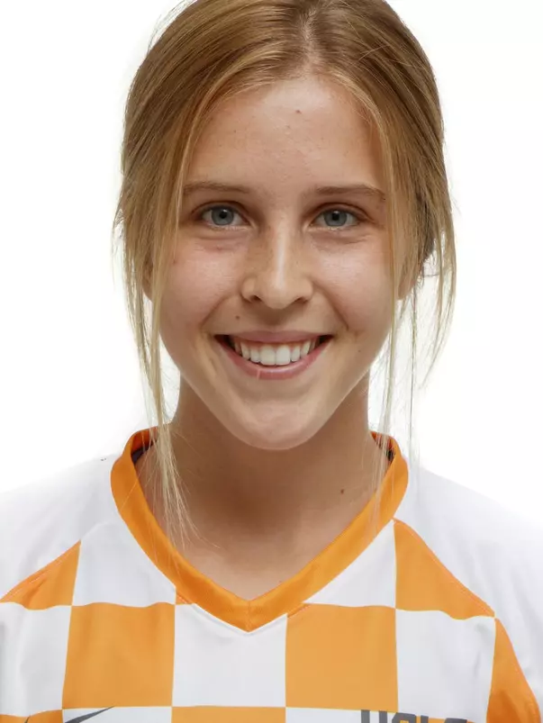 KNOXVILLE, TN - JULY 30, 2018 - Midfielder/Defender Rylie O'Keefe #4 of the Tennessee Volunteers headshot during Soccer Photo Day at Anderson Training Center in Knoxville, TN. Photo By