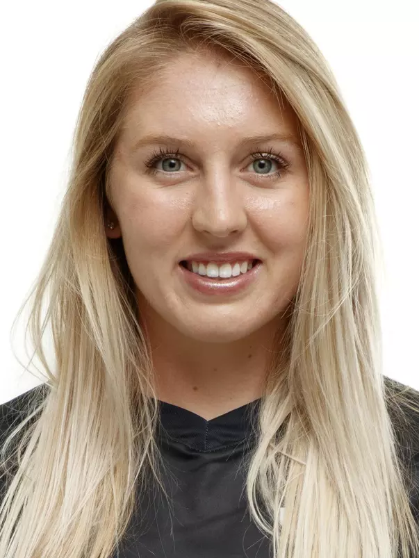 KNOXVILLE, TN - JULY 30, 2018 - Midfielder/Defender Rylie O'Keefe #4 of the Tennessee Volunteers headshot during Soccer Photo Day at Anderson Training Center in Knoxville, TN. Photo By