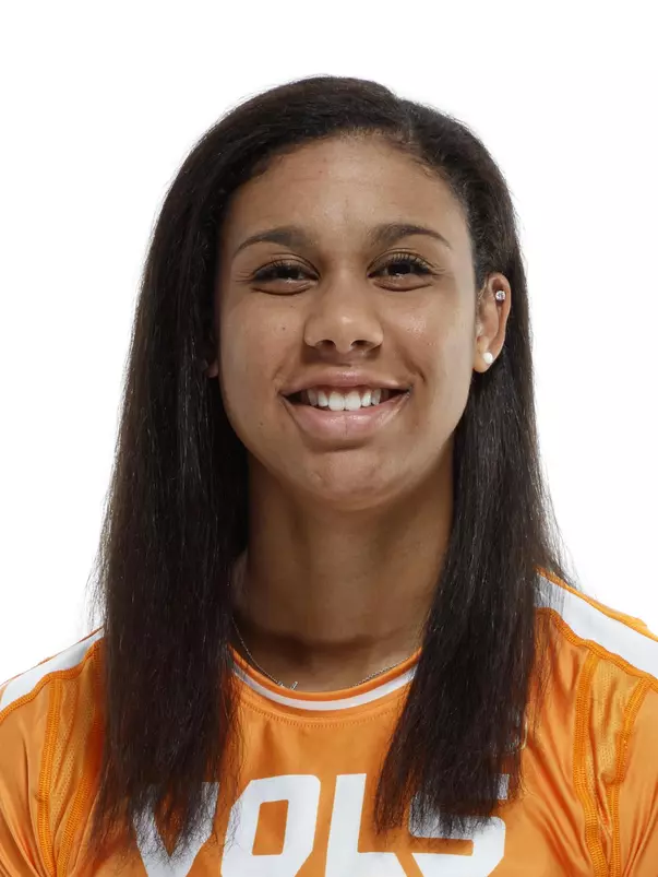 Alyssa Andreno Headshot