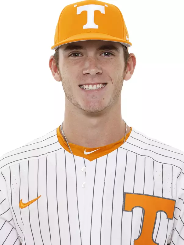 KNOXVILLE, TN - 2019.11.12 - Headshot