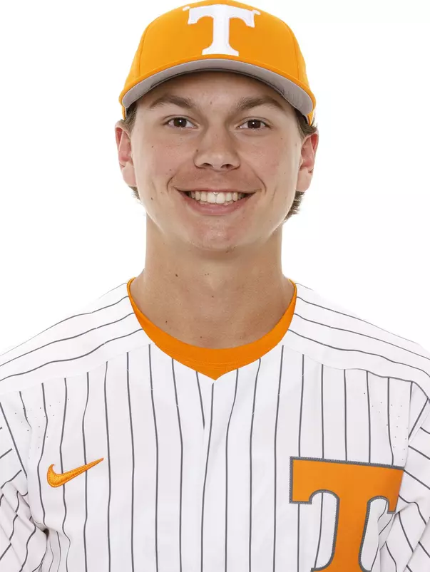 KNOXVILLE, TN - NOVEMBER 12, 2019 - Jordan Beck of the Tennessee Volunteers headshot taken in Knoxville, TN. Photo By Caleb Jones/Tennessee Athletics